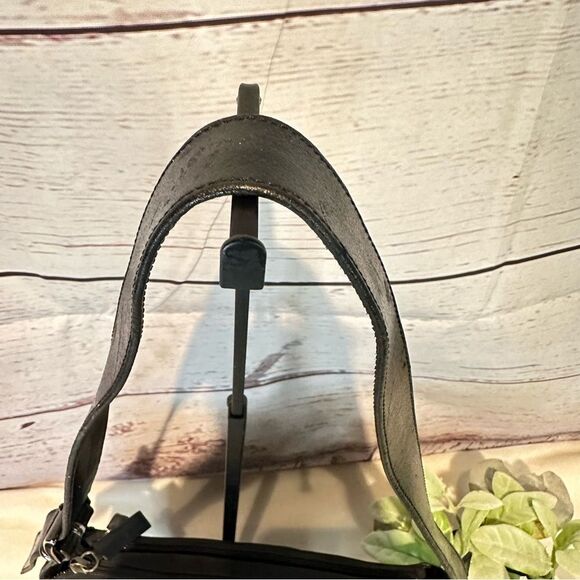 Coccinelle Black Leather and Nylon 3 Compartment Zip Shoulder Bag Made in Italy - Picture 7 of 16